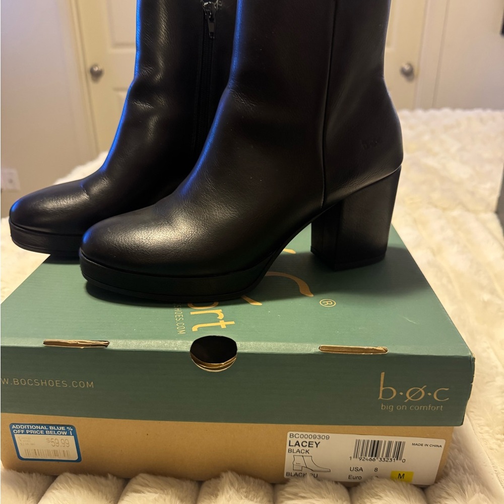 b.o.c. Women's Lacey Black Boots